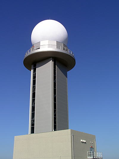 空港気象ドップラーレーダー局舎