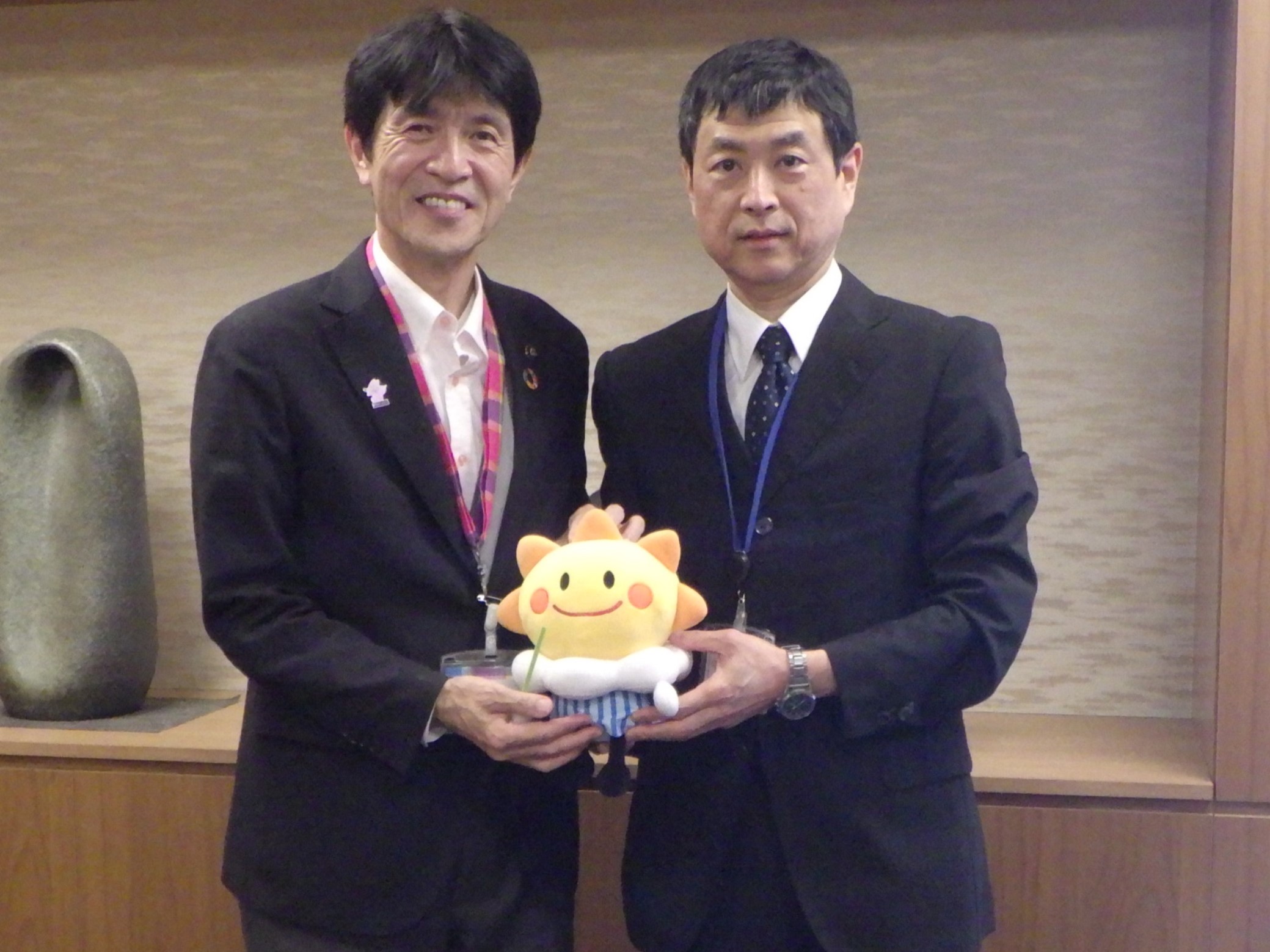 片山市長と気象台長