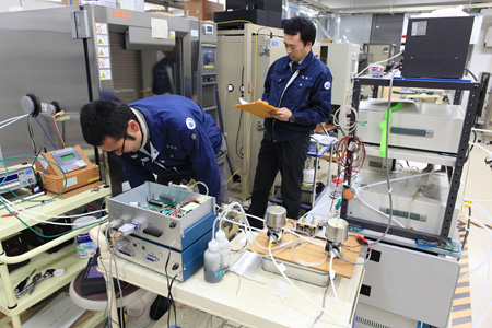 Ozone sensor reaction characterization test