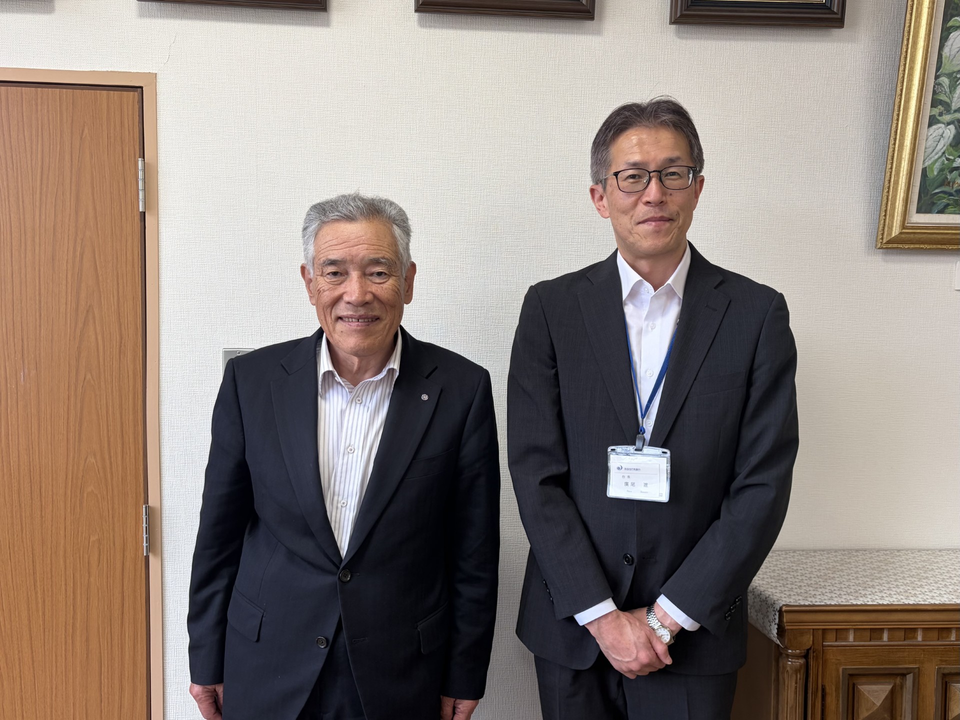 伊藤村長と気象台長