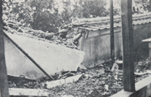 安堵村(現安堵町)笠目、神社の塀損傷の写真