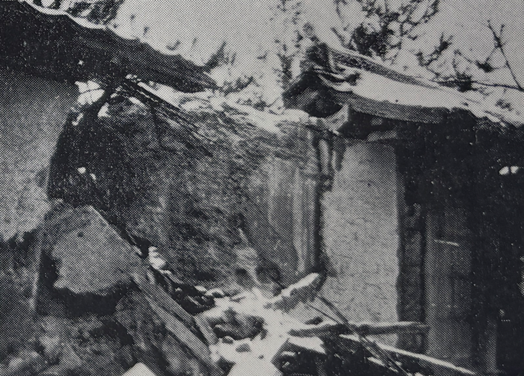 唐招提寺境内の土塀崩壊