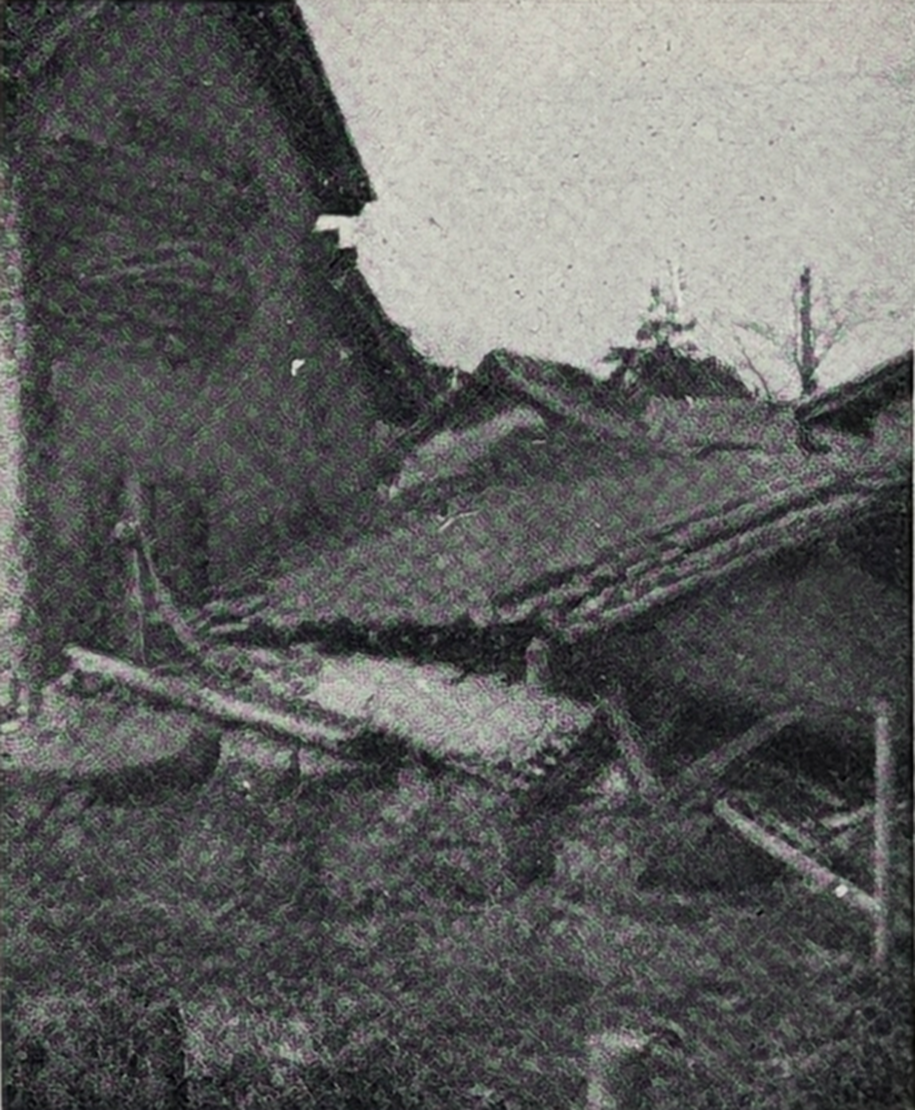 瀬南村(広陵町)南郷物置小屋の倒壊